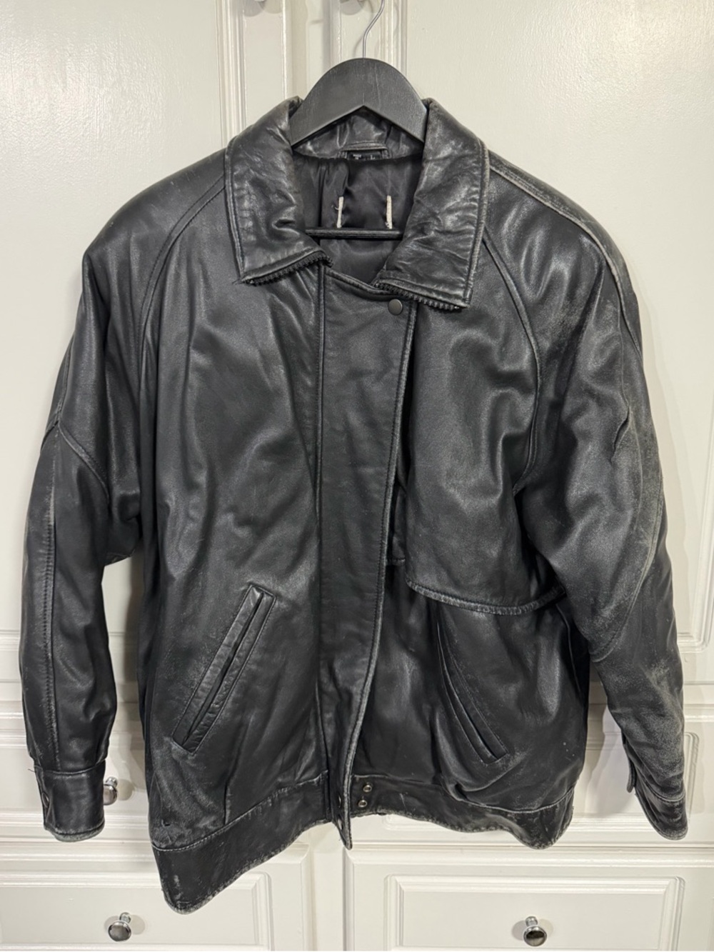 Vintage Black Leather Bomber Jacket